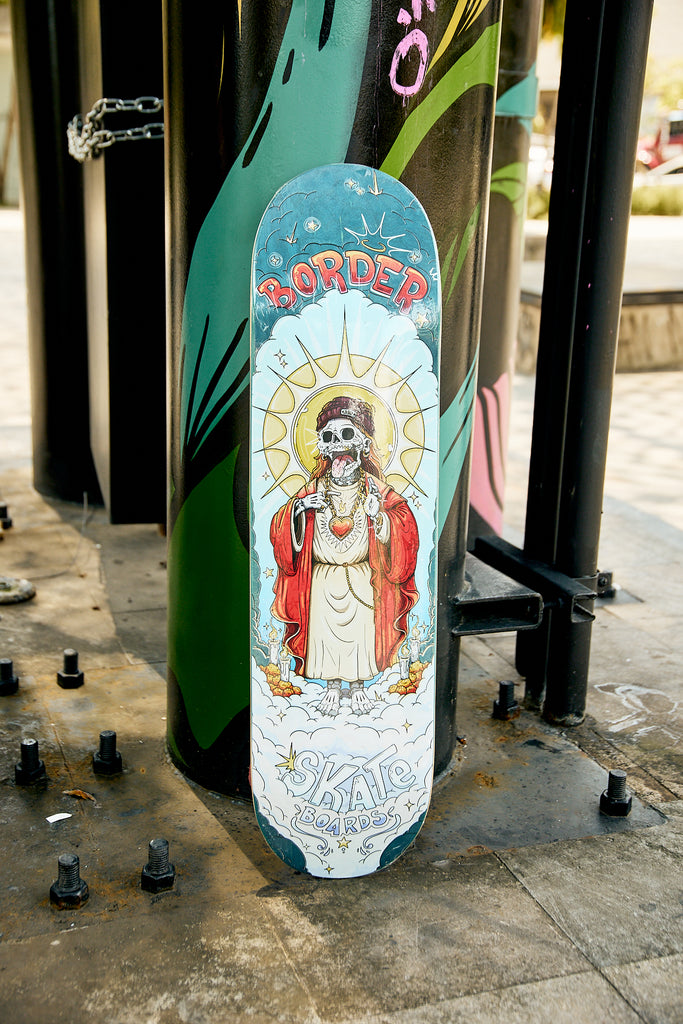 Tabla Border: "El Patrono del Skate"